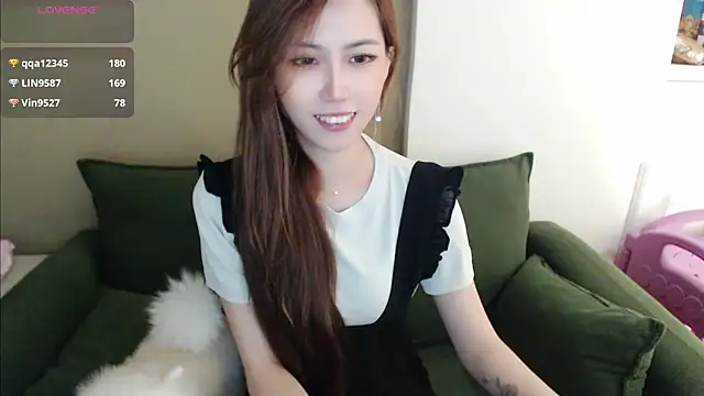 whitecat13's Live XXX Chat