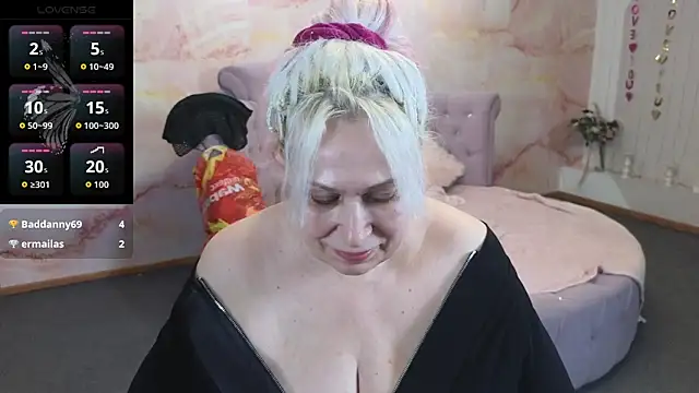 Penelope_Pinky's Live XXX Chat