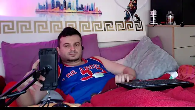 iuligruia69 即時 XXX 聊天