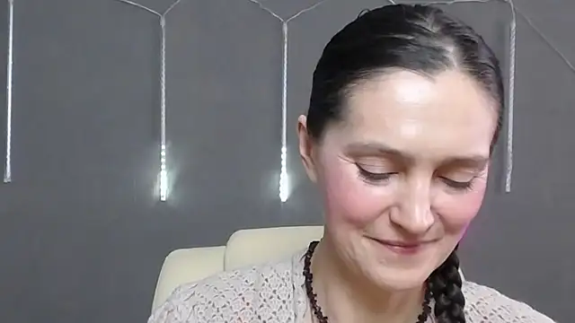 Chat +18 de TayaFinch ao vivo