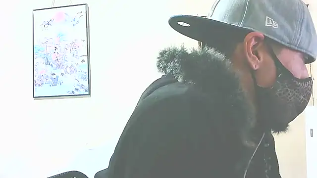 Ta3939: онлайн-секс-чат