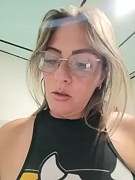 MONITA_SEXXX লাইভ XXX চ্যাট