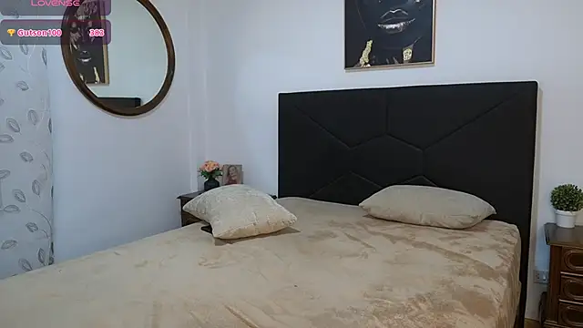 adellle Live XXX Chat