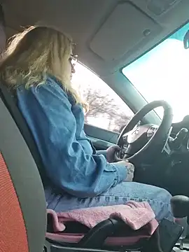 LianaJu's Live XXX Chat