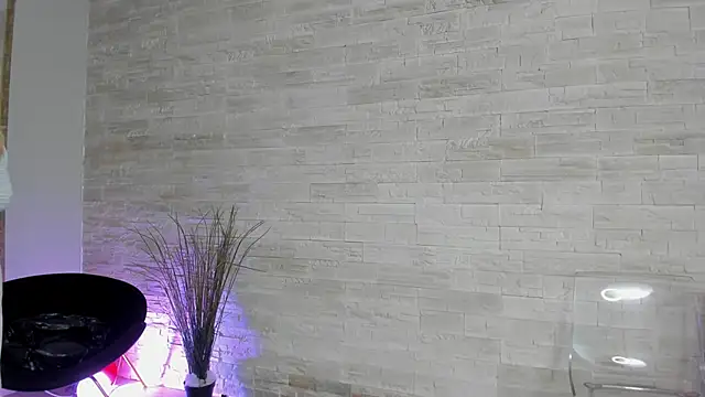 Chatroom XXX en direct de Ivorym00n