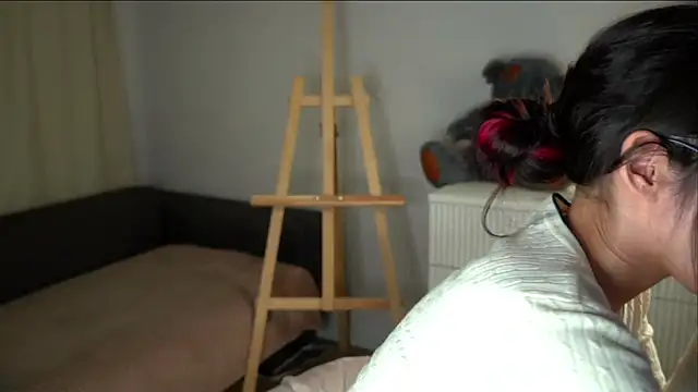 Chat XXX en directo de NelleMihalko