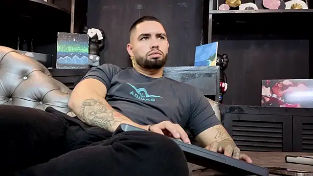 Chat +18 de matteosantos ao vivo