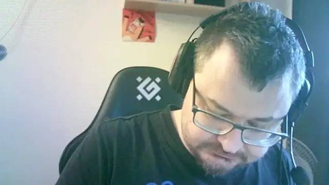 SirAbuser élő XXX-chatje