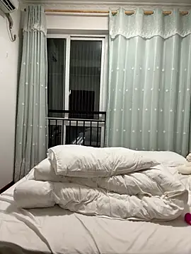 ruanruan05 现场XXX聊天