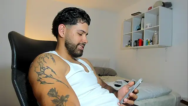 Justyn_Torres Adlı Modelin Web Kamerası Şovu