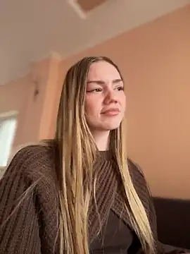 MilaMoone 라이브 XXX 채팅