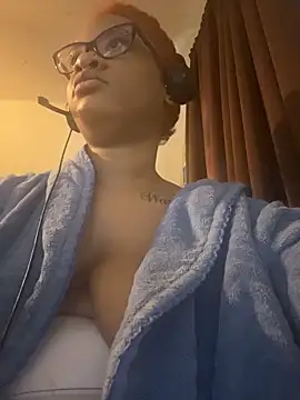 nickytheehawtie live XXX chat