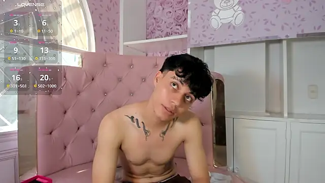 Živý XXX chat Dani_rivass