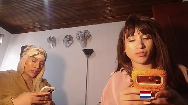 samara_veguz222 Live XXX Chat