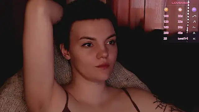 KrisNealのライブXXXチャット