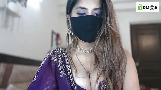 Meadows_Rainn Chat XXX live