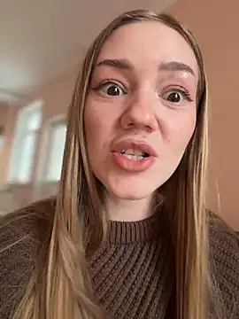 MilaMoone Chat XXX in diretta