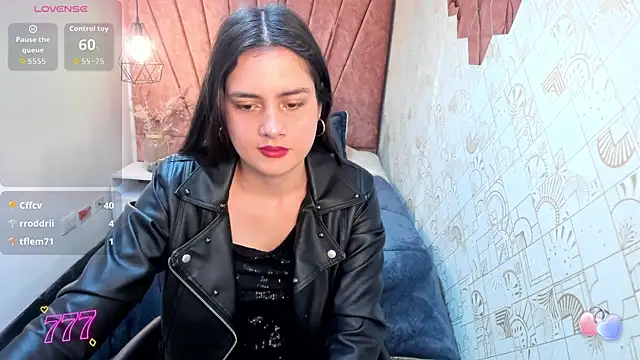 Онлайн чат XXX Zoe__Taylor__