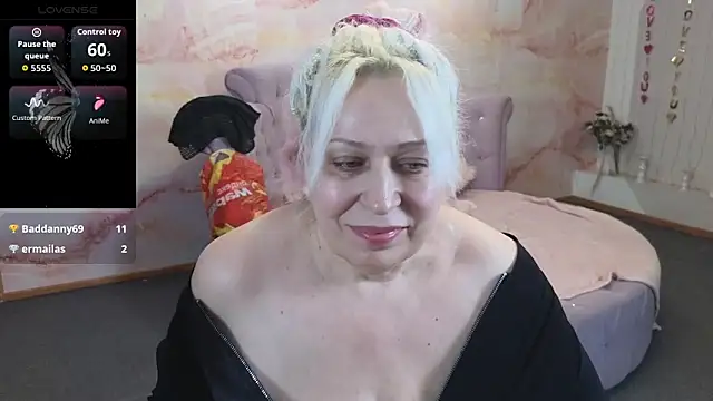 Penelope_Pinky's Live XXX Chat