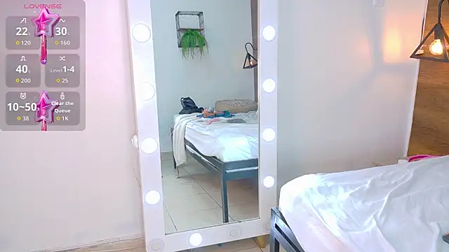 Chat XXX ao vivo de AnnieRouse__