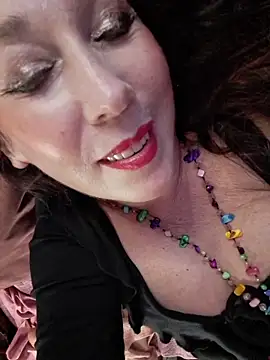 GypsyEsmeralda Adlı Modelin Canlı XXX Sohbeti