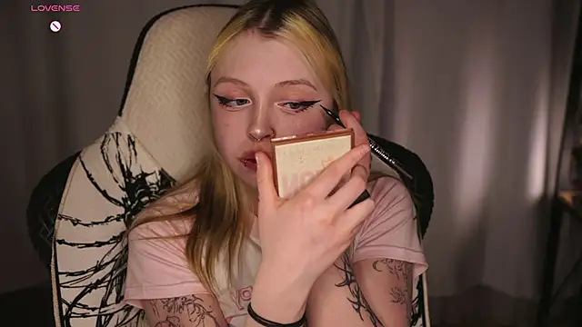 ElvenQueenのウェブカメラショー