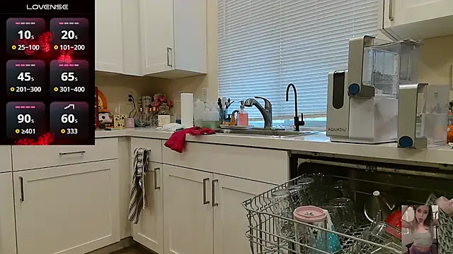 แชท XXX สดของ Blondiewithanass