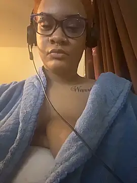 nickytheehawtie 라이브 XXX 채팅