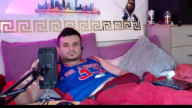 iuligruia69 网络视讯表演