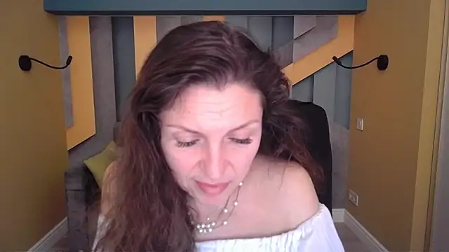 EllaLong Live XXX-Chat