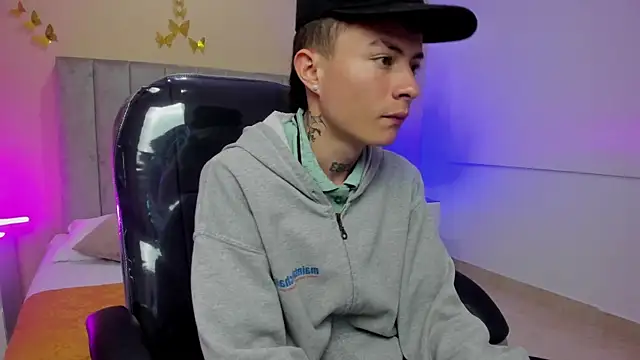 Nascary_Fox webcam show