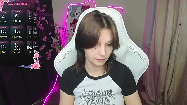 Chat +18 de AudreyyKim ao vivo