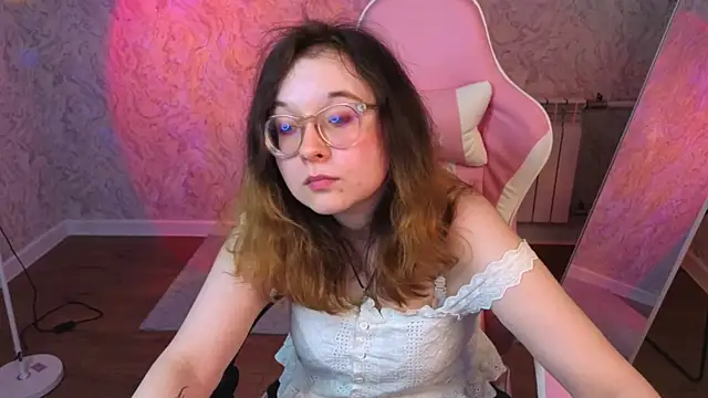 Aleks-caster Chat XXX in diretta