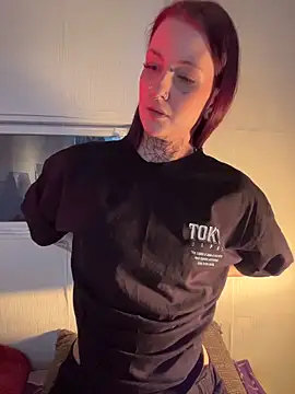 BlueVelvetBat420 – Naživo XXX chat