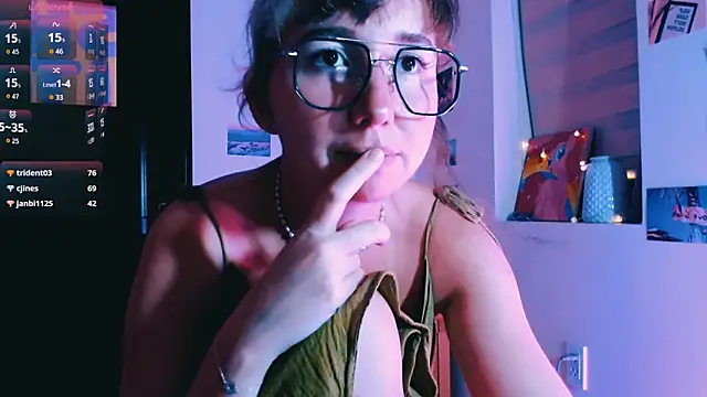 Chatroom XXX en direct de Cosmo_Riri