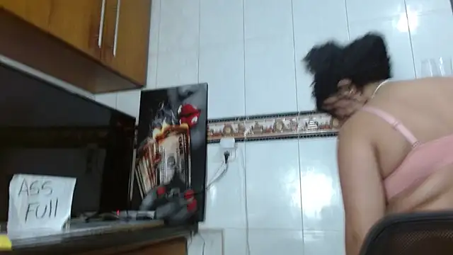 Baby_dirt – Live XXX-chat