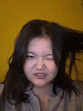 Lilit_Akato 现场XXX聊天