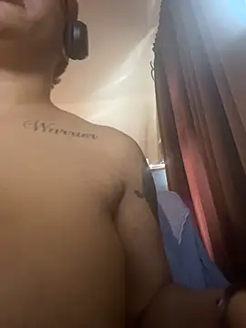 nickytheehawtie Chat XXX in diretta