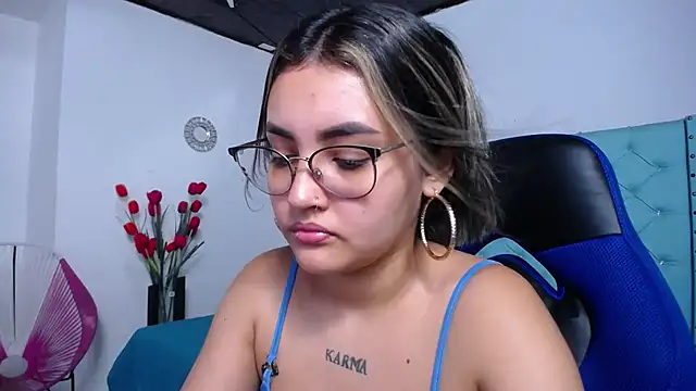 kathe-mills235 Chat XXX in diretta