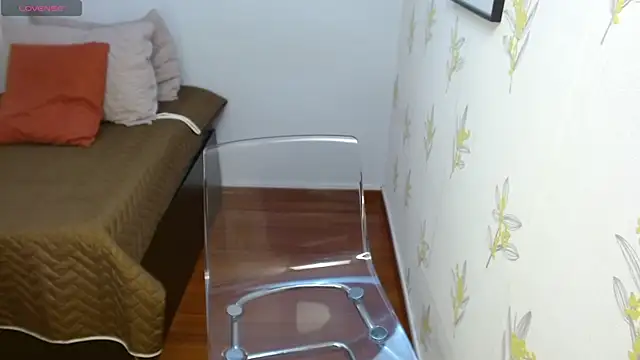 Laia_white: онлайн-секс-чат