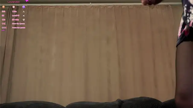 Czat XXX na żywo – SmoggyWeek