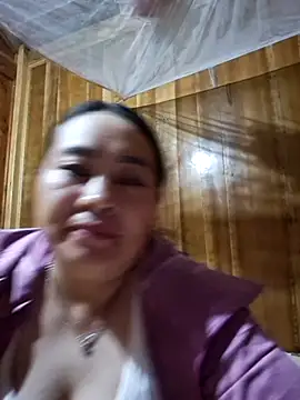 Nin-anna 在線直播表演