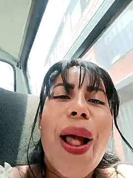 _andrea30 Adlı Modelin Canlı XXX Sohbeti