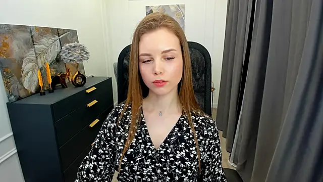 MileyWings: онлайн-секс-чат