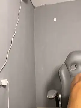 vincentjaxon: онлайн-секс-чат