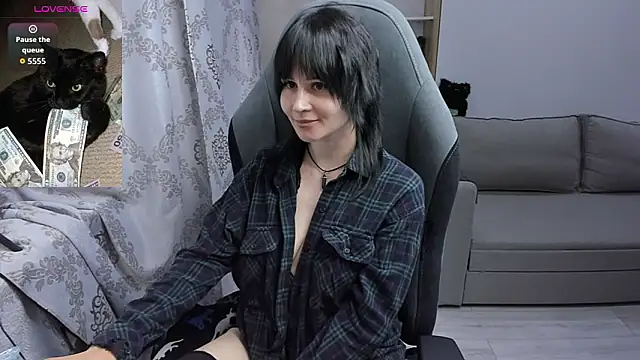 MistyDark Live XXX-chat