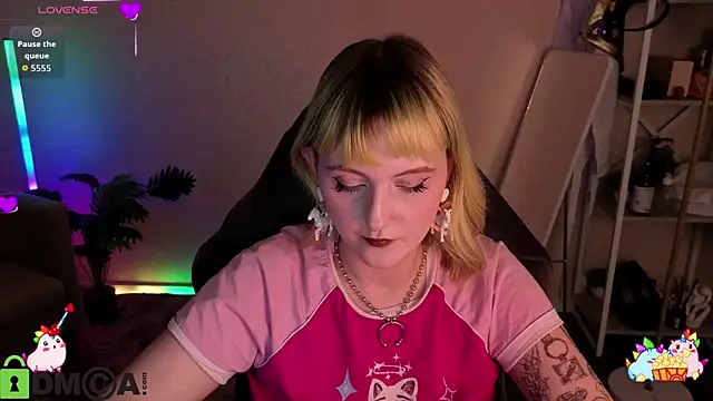 Roziett_Belle: онлайн-секс-чат