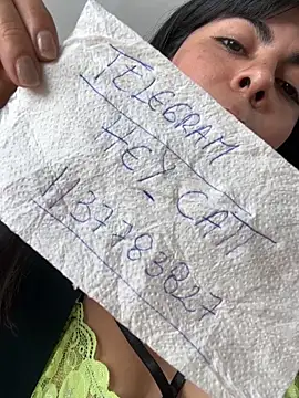 hey_cattt Adlı Modelin Canlı XXX Sohbeti