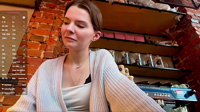 AnnWaddie Chat XXX in diretta