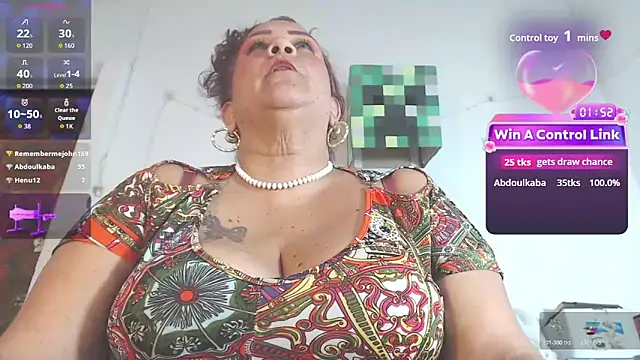 BiirdyDavis Chat XXX in diretta